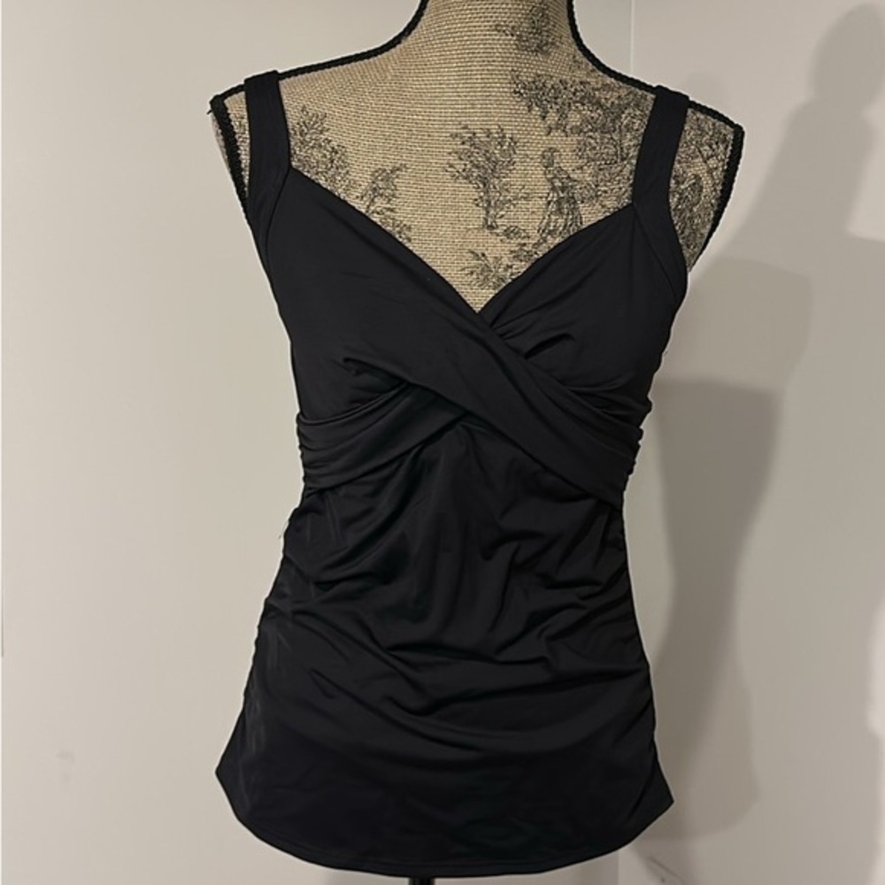 Lands' End women's solid black ruched tankini swimsuit top size 8D